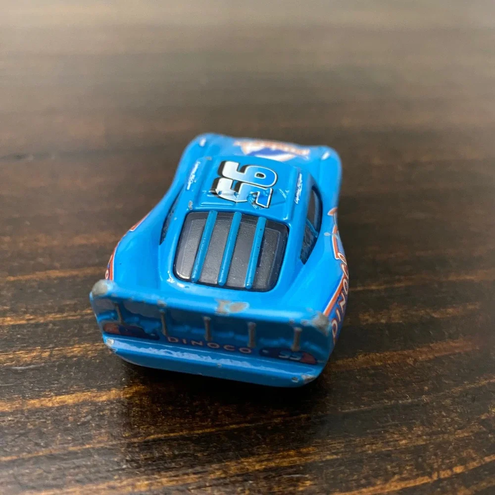 Disney Pixar Cars Dinoco Lightning McQueen Blue Lenticular Eyes